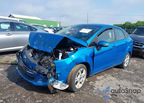 2014 Ford Fiesta Se z USA, uszkodzony, nr VIN 3FADP4BJ5EM226149